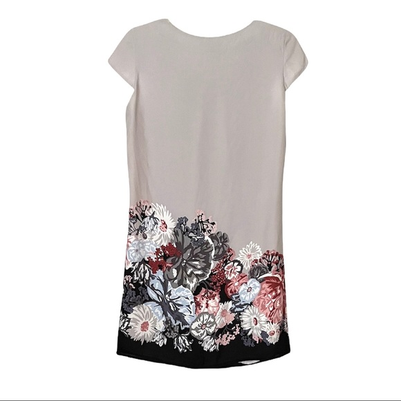 ⛔️ SOLD ⛔️ H&M Floral print Shift Dress cap sleeve size 8 - Picture 4 of 8